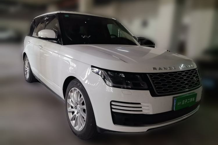 Used Land Rover Range 2022 3.0 L6 360 PS Legacy Edition Front Right 45 Deg