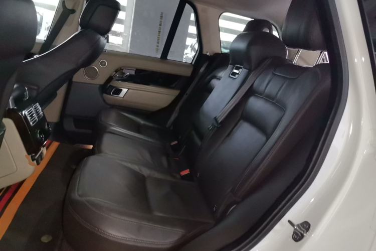 Used Land Rover Range 2022 3.0 L6 360 PS Legacy Edition Left Rear Seat