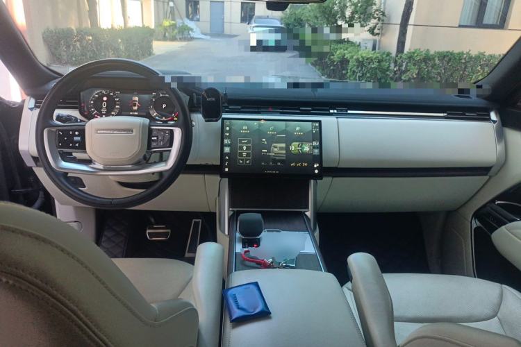 Used Land Rover Range  Center Console