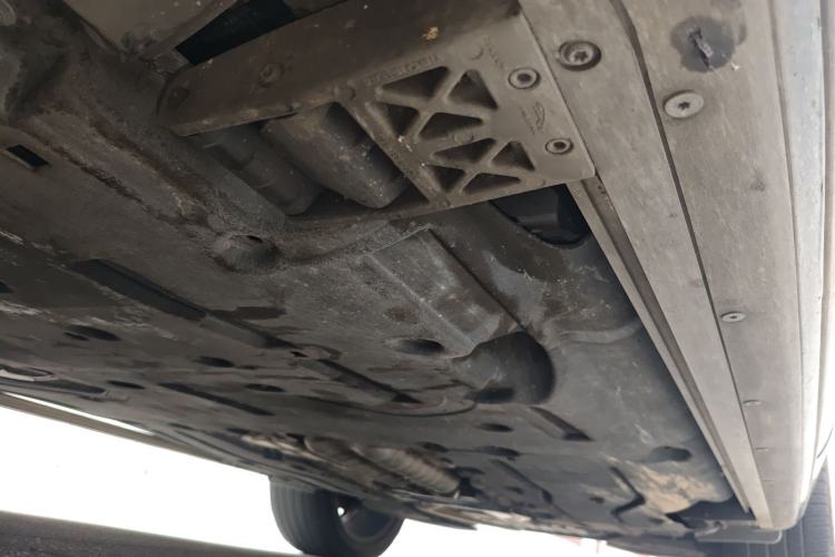 Used Land Rover Range 2023 3.0 L6 360 PS Grand Edition Chassis Front Left