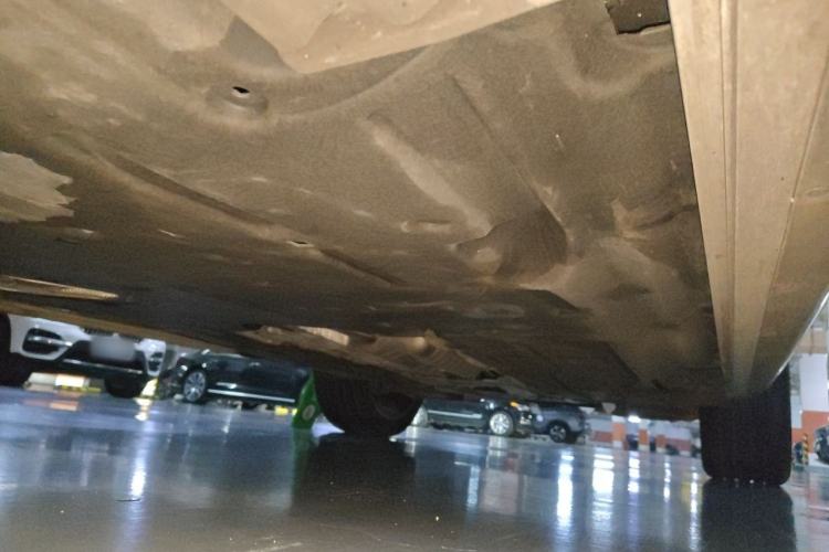 Used Land Rover Range 2023 3.0 L6 400 PS Prestige Seven-Seater Extended Version Chassis Front Left