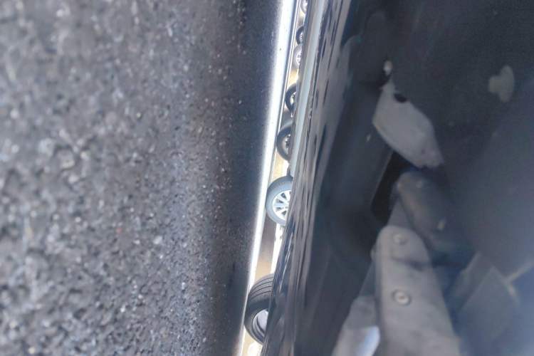 Used Land Rover Range 2023 3.0 L6 400 PS Prestige Seven-Seater Extended Version Chassis Front Left