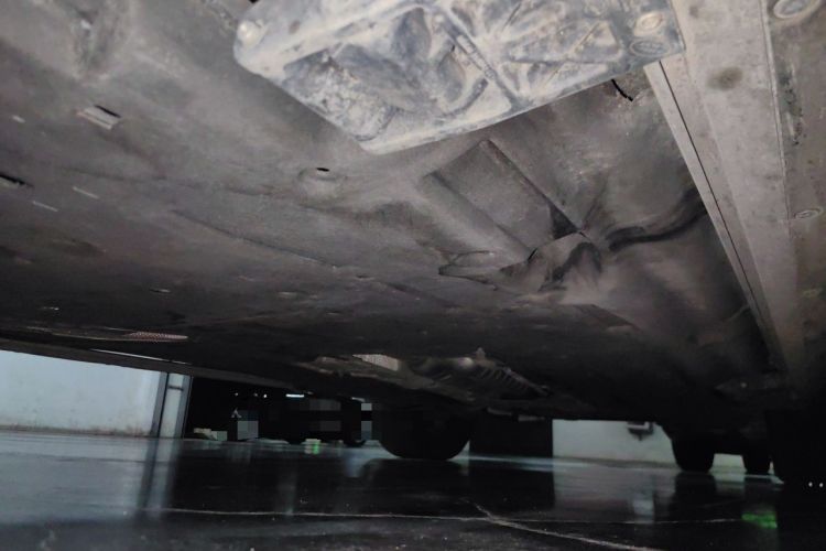 Used Land Rover Range 2023 3.0 L6 400 PS Prestige Seven-Seater Extended Version Chassis Front Left