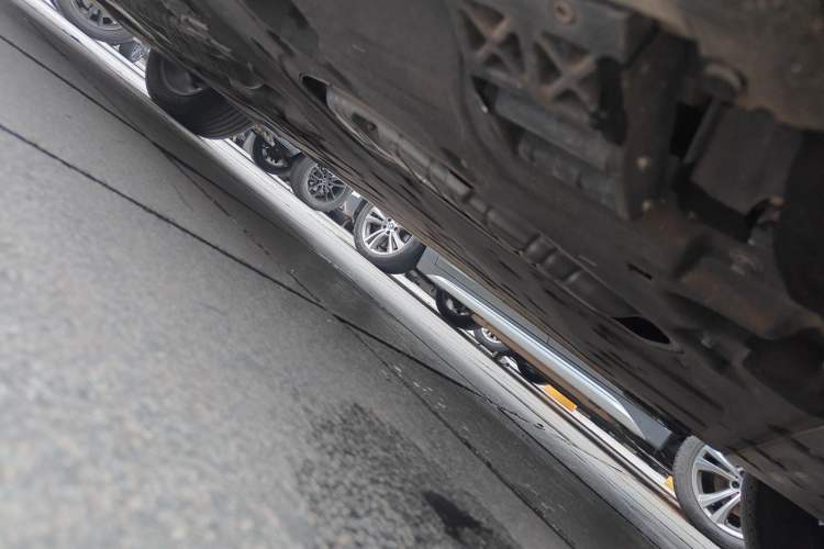 Used Land Rover Range 2023 3.0 L6 400 PS Prestige Seven-Seater Extended Version Chassis Front Right