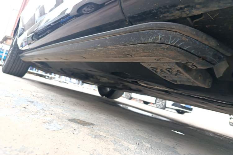 Used Land Rover Range 2023 3.0 L6 400 PS Extended Long-Wheelbase Version Chassis Front Right