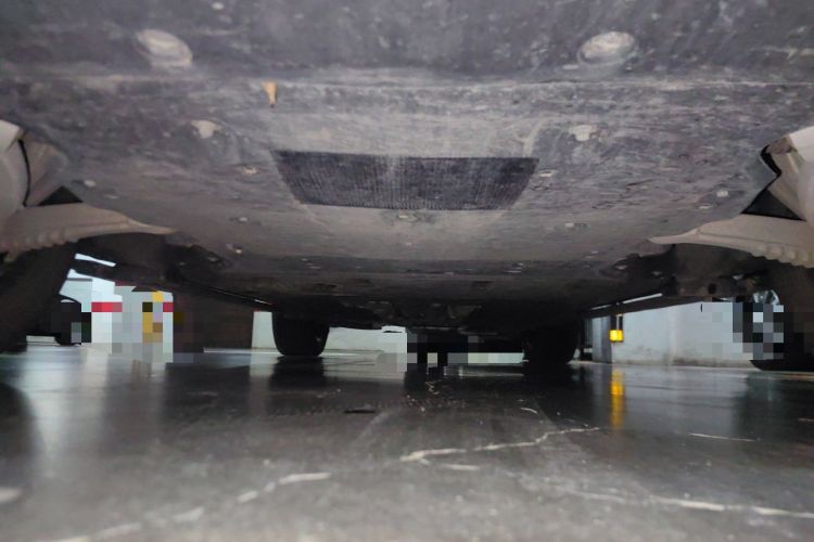 Used Land Rover Range 2023 3.0 L6 400 PS Prestige Seven-Seater Extended Version Chassis Front