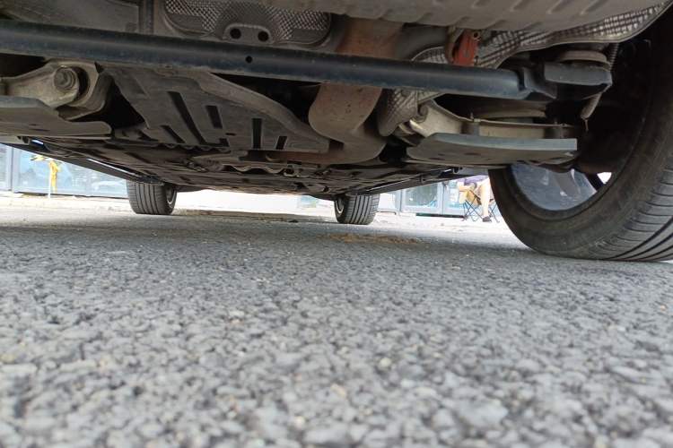 Used Land Rover Range 2023 3.0 L6 400 PS Prestige Seven-Seater Extended Version Chassis Rear