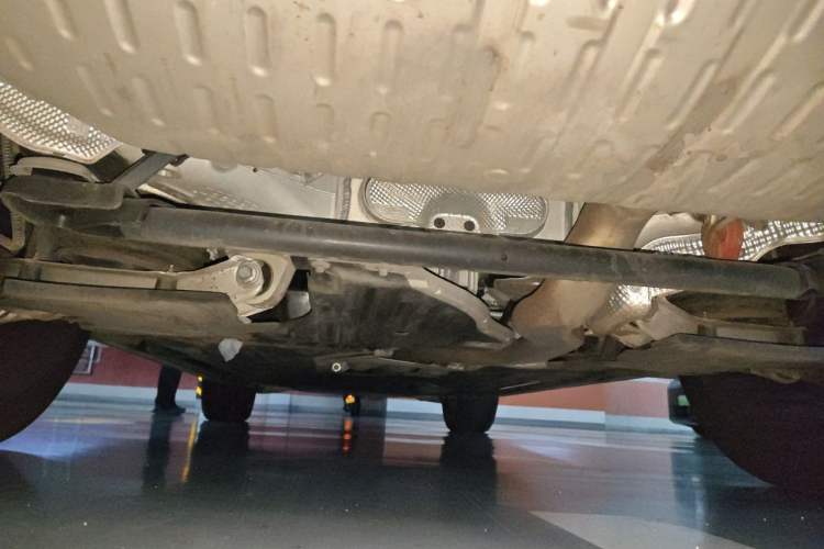 Used Land Rover Range 2023 3.0 L6 400 PS Prestige Seven-Seater Extended Version Chassis Rear