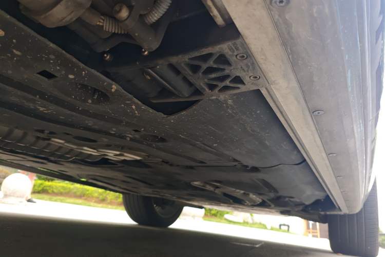Used Land Rover Range 2023 3.0 L6 360 PS Grand Edition Chassis Rear Right