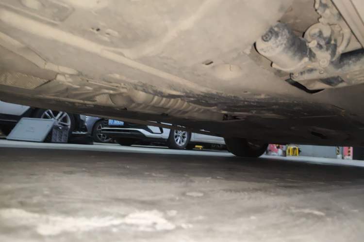 Used Land Rover Range 2023 3.0 L6 400 PS Prestige Seven-Seater Extended Version Chassis Rear Right