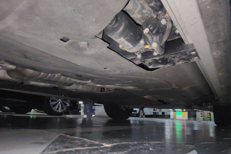 Used Land Rover Range 2023 3.0 L6 400 PS Prestige Seven-Seater Extended Version Chassis Rear Right