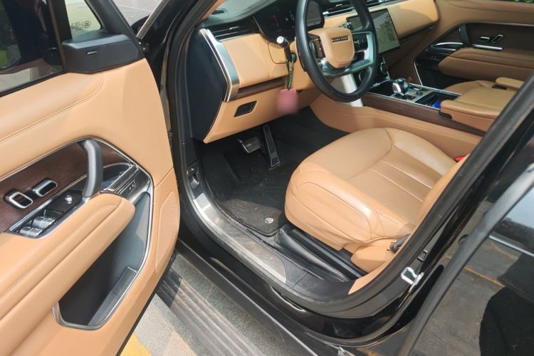 Used Land Rover Range 2023 Revised Version 3.0 L6 400 PS Extended Luxury Edition Driver Seat