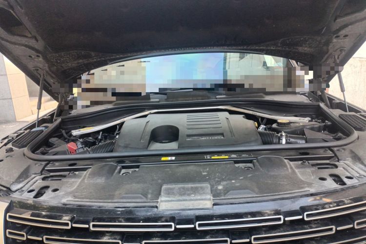 Used Land Rover Range  Engine Bay