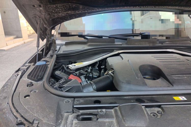 Used Land Rover Range  Engine Bay Right