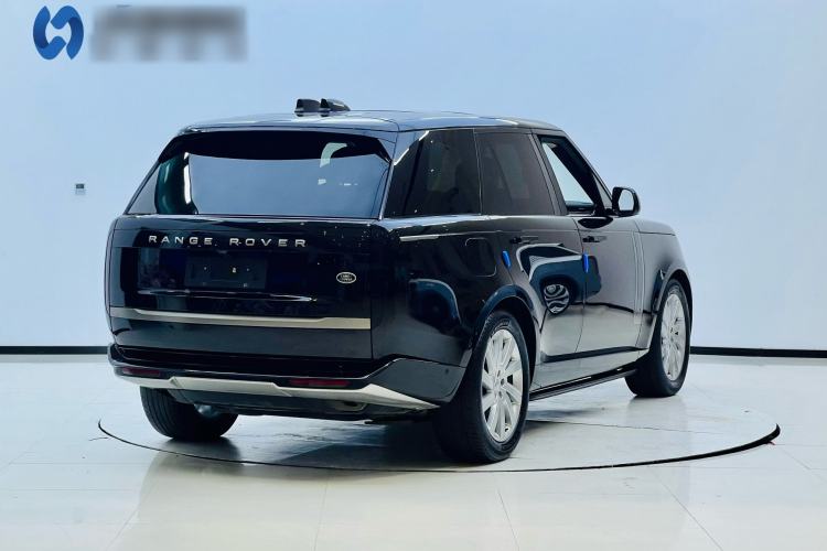 Used Land Rover Range 2023 3.0 L6 360 PS Grand Edition Exterior 4