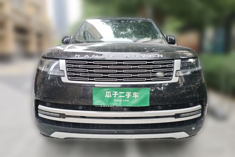 Used Land Rover Range 2023 3.0 L6 400 PS Extended Long-Wheelbase Version Front