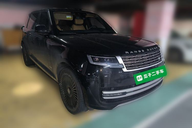 Used Land Rover Range 2023 3.0 L6 400 PS Flagship Extended Version Front Right 45 Deg