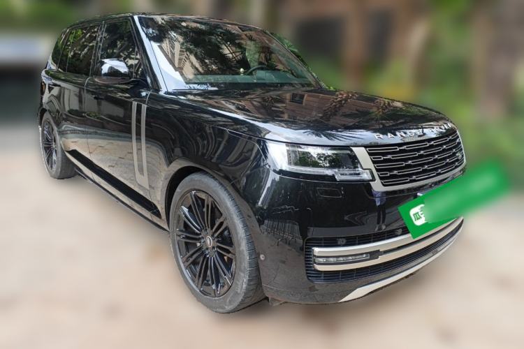 Used Land Rover Range 2023 3.0 L6 400 PS Prestige Seven-Seater Extended Version Front Right 45 Deg