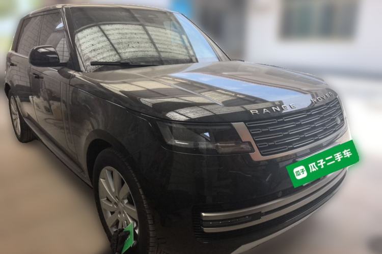 Used Land Rover Range 2023 3.0 L6 400 PS Prestige Seven-Seater Extended Version Front Right 45 Deg