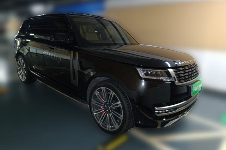 Used Land Rover Range 2023 3.0 L6 400 PS Prestige Seven-Seater Extended Version Front Right 45 Deg