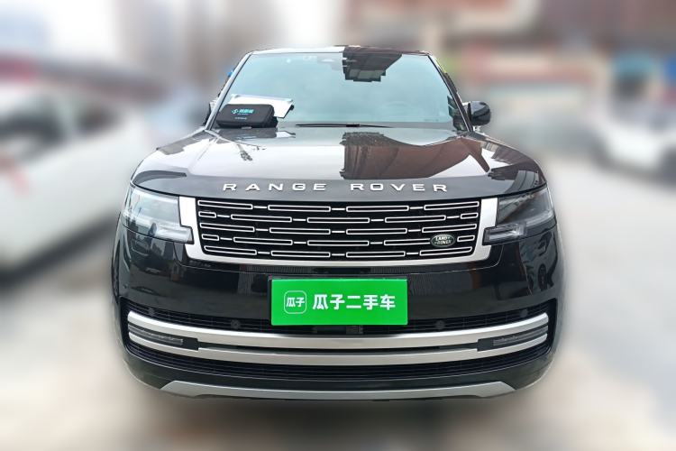 Used Land Rover Range 2023 3.0 L6 400 PS Extended Long-Wheelbase Version Front