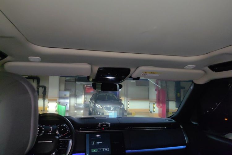 Used Land Rover Range 2023 Revised Version 3.0 L6 400 PS Extended Luxury Edition Headliner