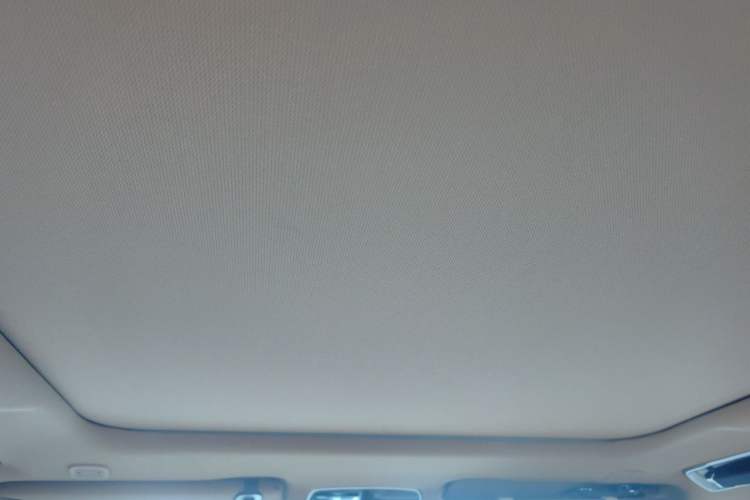 Used Land Rover Range 2023 3.0 L6 400 PS Prestige Seven-Seater Extended Version Headliner