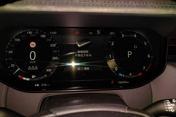 Used Land Rover Range 2023 Revised Version 3.0 L6 400 PS Extended Luxury Edition Instrument Cluster