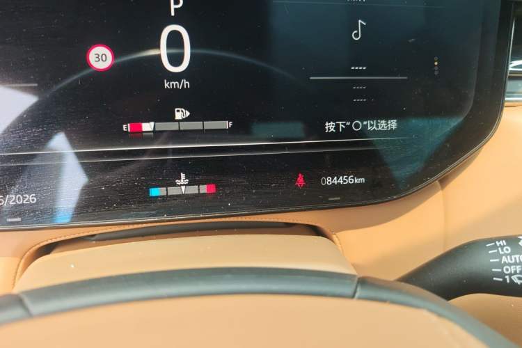 Used Land Rover Range 2023 Revised Version 3.0 L6 400 PS Extended Luxury Edition Odometer Close Up