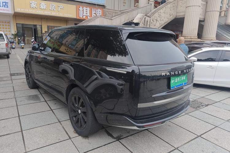Used Land Rover Range 2023 3.0 L6 400 PS Prestige Seven-Seater Extended Version Rear Left 45 Deg