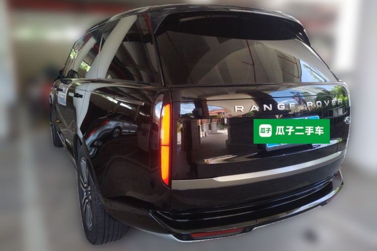 Used Land Rover Range 2023 Revised Version 3.0 L6 400 PS Extended Luxury Edition Rear Left 45 Deg