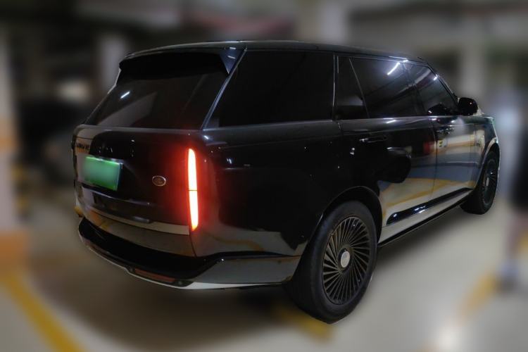 Used Land Rover Range 2023 Revised Version 3.0 L6 400 PS Extended Luxury Edition Rear Right 45 Deg