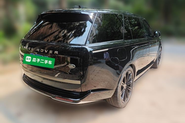 Used Land Rover Range 2023 3.0 L6 400 PS Prestige Seven-Seater Extended Version Rear Right 45 Deg