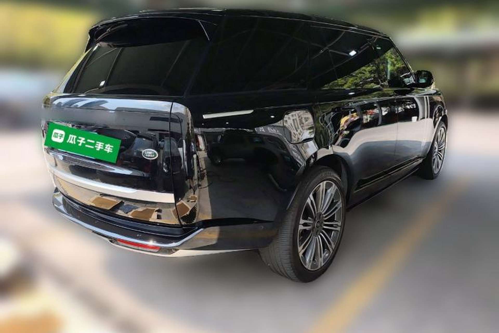 Used Land Rover Range 2023 3.0 L6 400 PS Extended Long-Wheelbase Version Rear Right 45 Deg