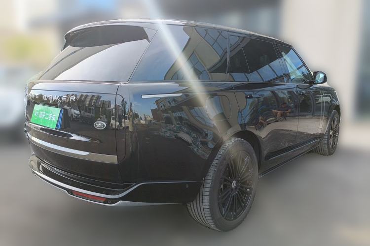 Used Land Rover Range 2023 3.0 L6 400 PS Prestige Seven-Seater Extended Version Rear Right 45 Deg