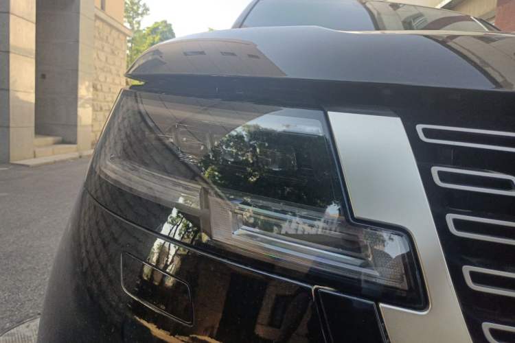 Used Land Rover Range  Right Front Headlight