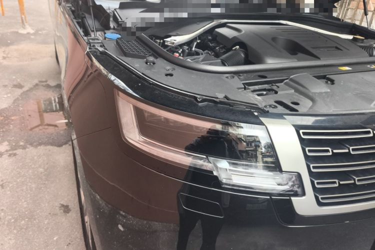 Used Land Rover Range 2023 3.0 L6 400 PS Prestige Seven-Seater Extended Version Right Front Headlight