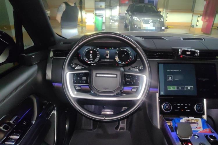 Used Land Rover Range 2023 Revised Version 3.0 L6 400 PS Extended Luxury Edition Steering Wheel