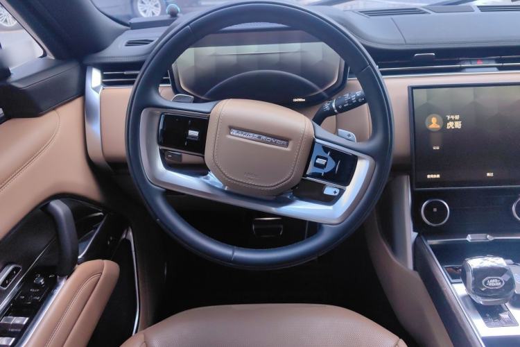 Used Land Rover Range 2023 3.0 L6 400 PS Prestige Seven-Seater Extended Version Steering Wheel