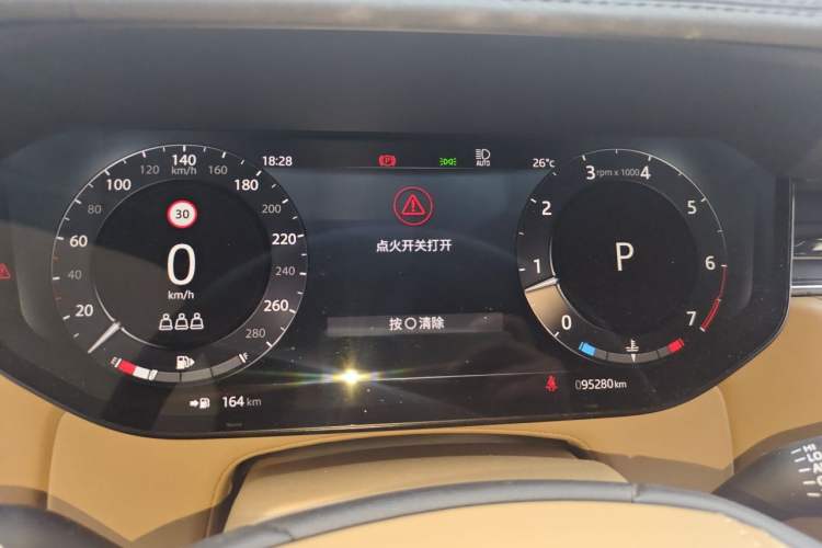 Used Land Rover Range 2023 3.0 L6 360 PS Grand Edition Instrument Cluster