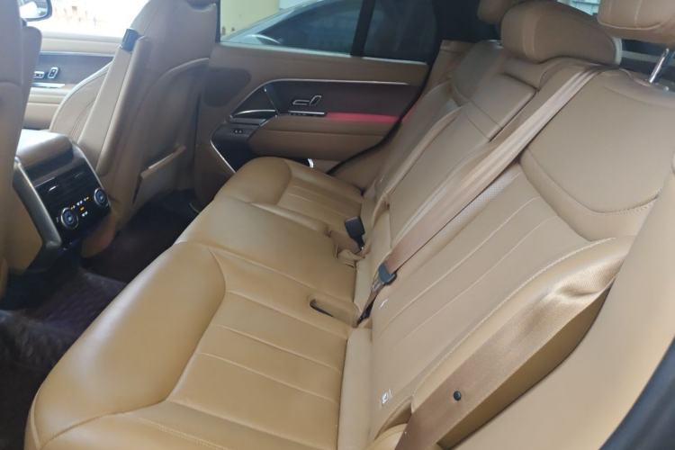 Used Land Rover Range 2023 3.0 L6 360 PS Grand Edition Left Rear Seat