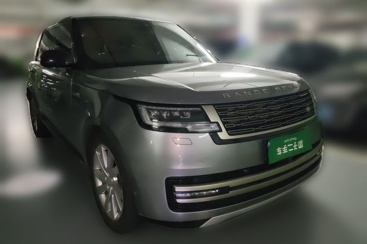 Used Land Rover Range 2023 3.0 L6 400 PS Prestige Seven-Seater Extended Version Front Right 45 Deg