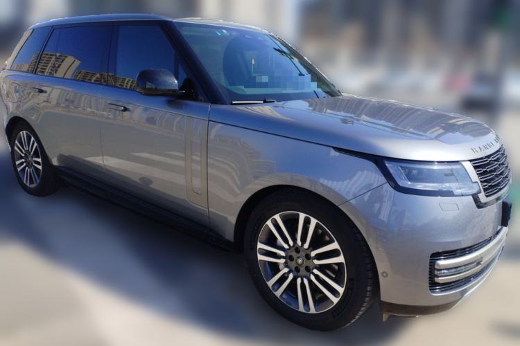 Used Land Rover Range 2023 Revised Version 3.0 L6 400 PS Extended Luxury Edition Front Right 45 Deg
