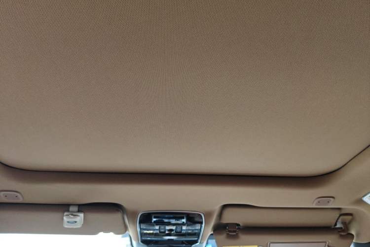 Used Land Rover Range 2023 3.0 L6 360 PS Grand Edition Headliner