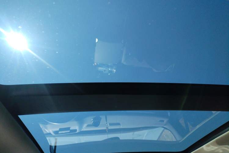 Used Land Rover Range 2023 Revised Version 3.0 L6 400 PS Extended Luxury Edition Headliner