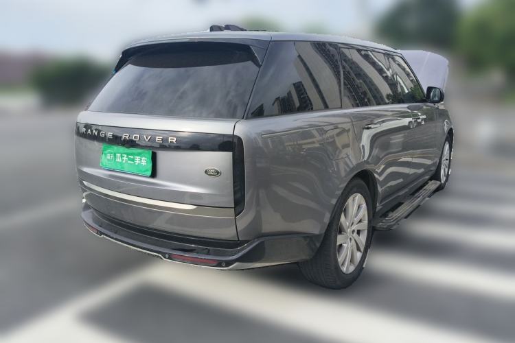 Used Land Rover Range 2023 3.0 L6 400 PS Prestige Seven-Seater Extended Version Rear Right 45 Deg