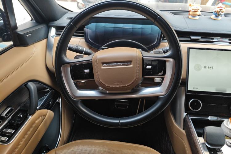 Used Land Rover Range 2023 3.0 L6 360 PS Grand Edition Steering Wheel