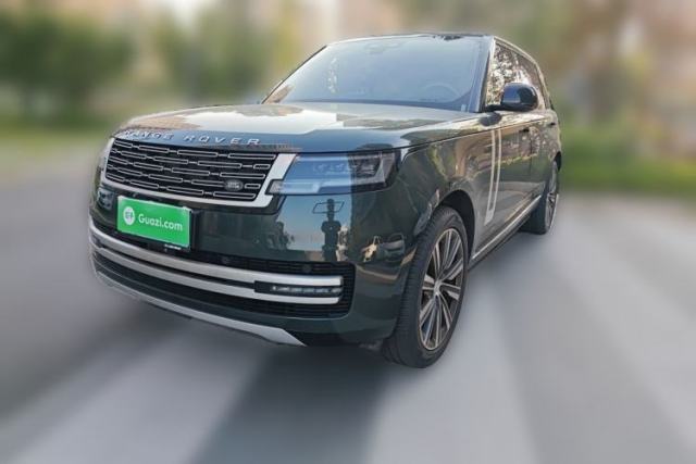 Ojetý Land Rover Range 2023 3.0 L6 400 PS Extended Luxury Edition