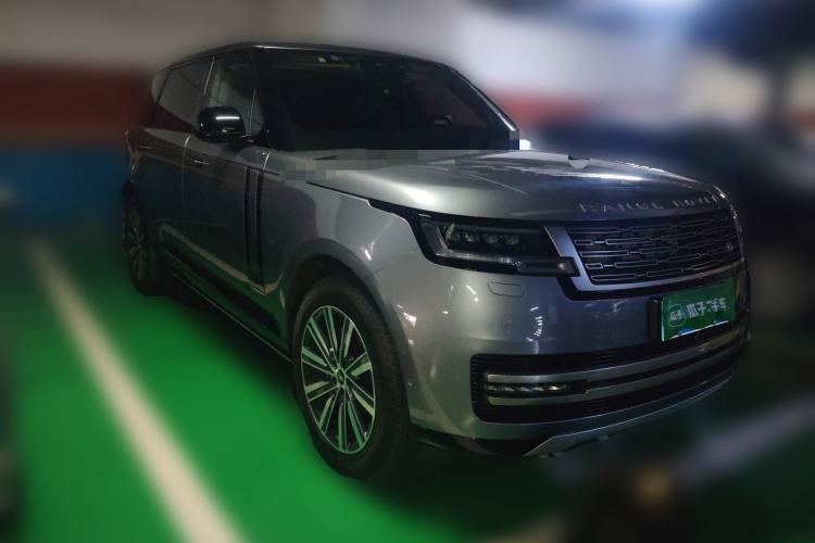 Used Land Rover Range 2023 Revised Version 3.0 L6 400 PS Extended Luxury Edition Front Right 45 Deg