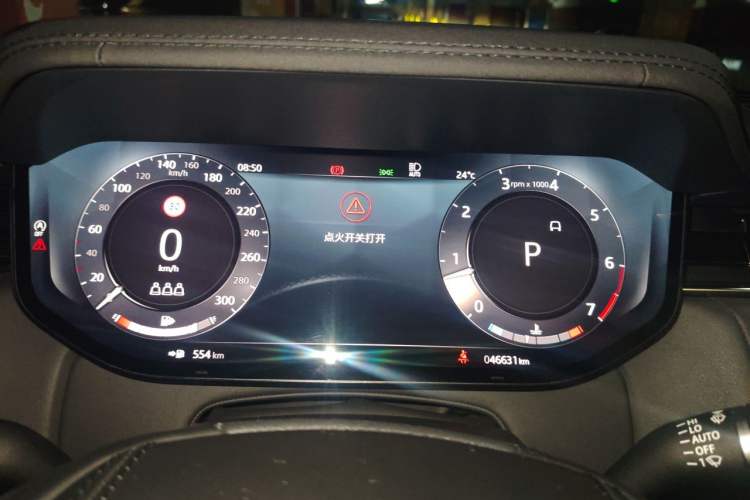 Used Land Rover Range 2023 Revised Version 3.0 L6 400 PS Extended Luxury Edition Instrument Cluster
